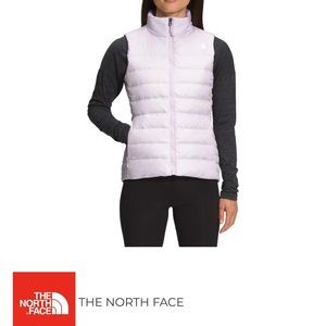 NWT Perfect for spring. The North Face women’s medium pale lavender down vest.
